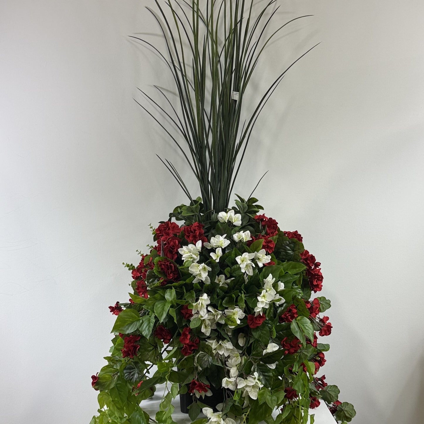 Geranium Extravaganza insert 14" ( Instore pick up only )