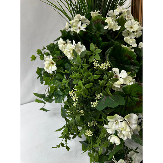 Lady in white 10" square insert