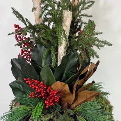 Winter Magnolia 14" ( Instore pick up only )