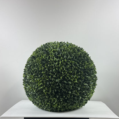 Boxwood Ball no pot 20"