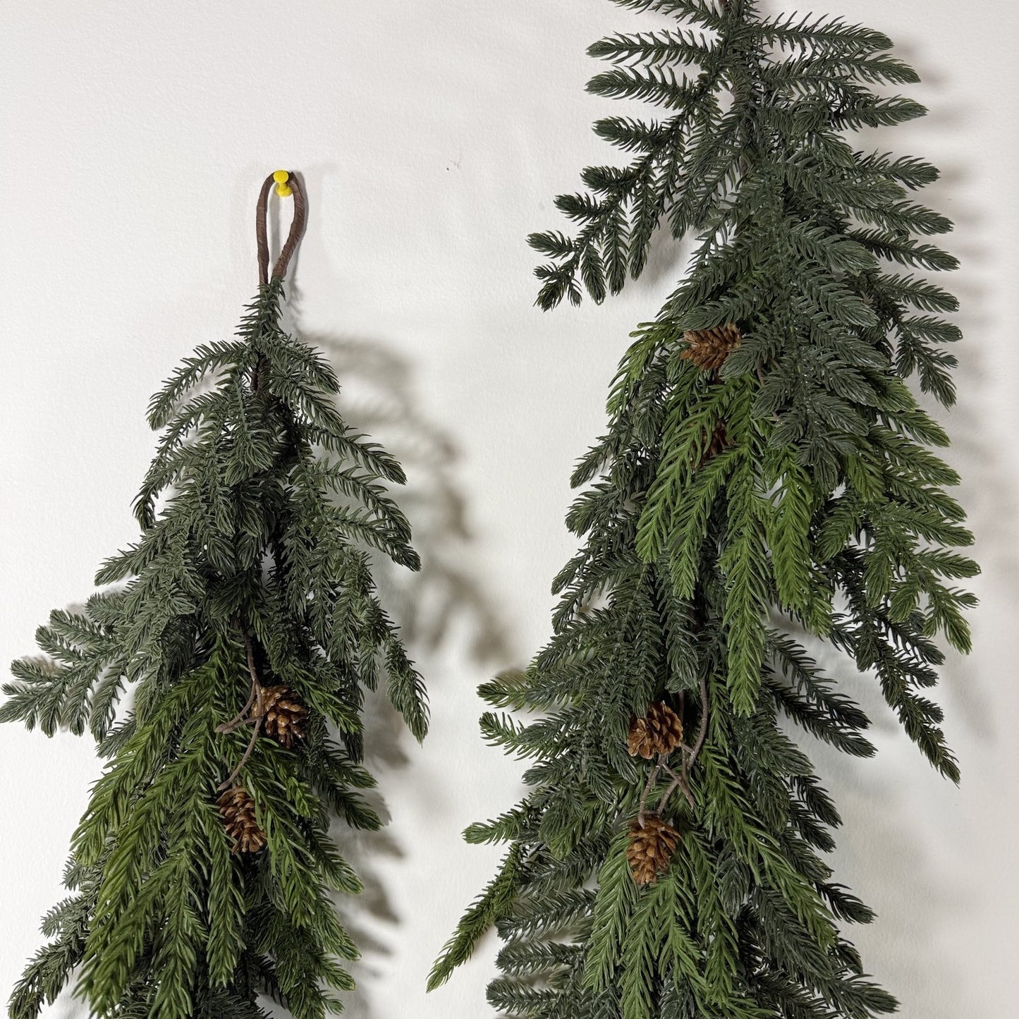 Soft pine garland 6' with cone  UV protected( set of 2)