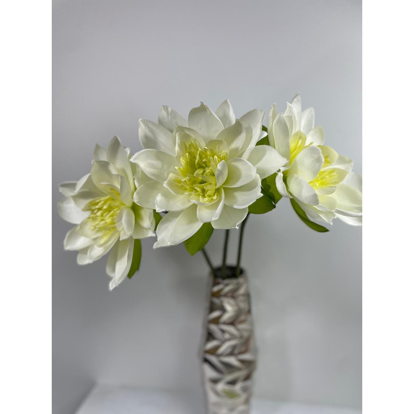 Lotus Bloom White 27" (Pack of 3)