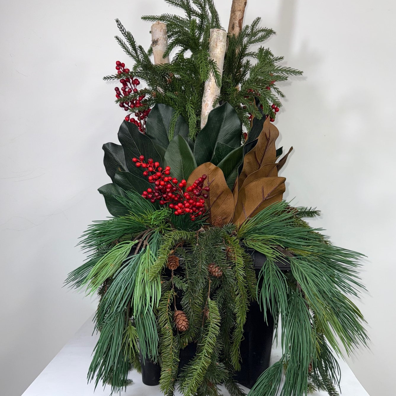 Winter Magnolia 14" ( Instore pick up only )