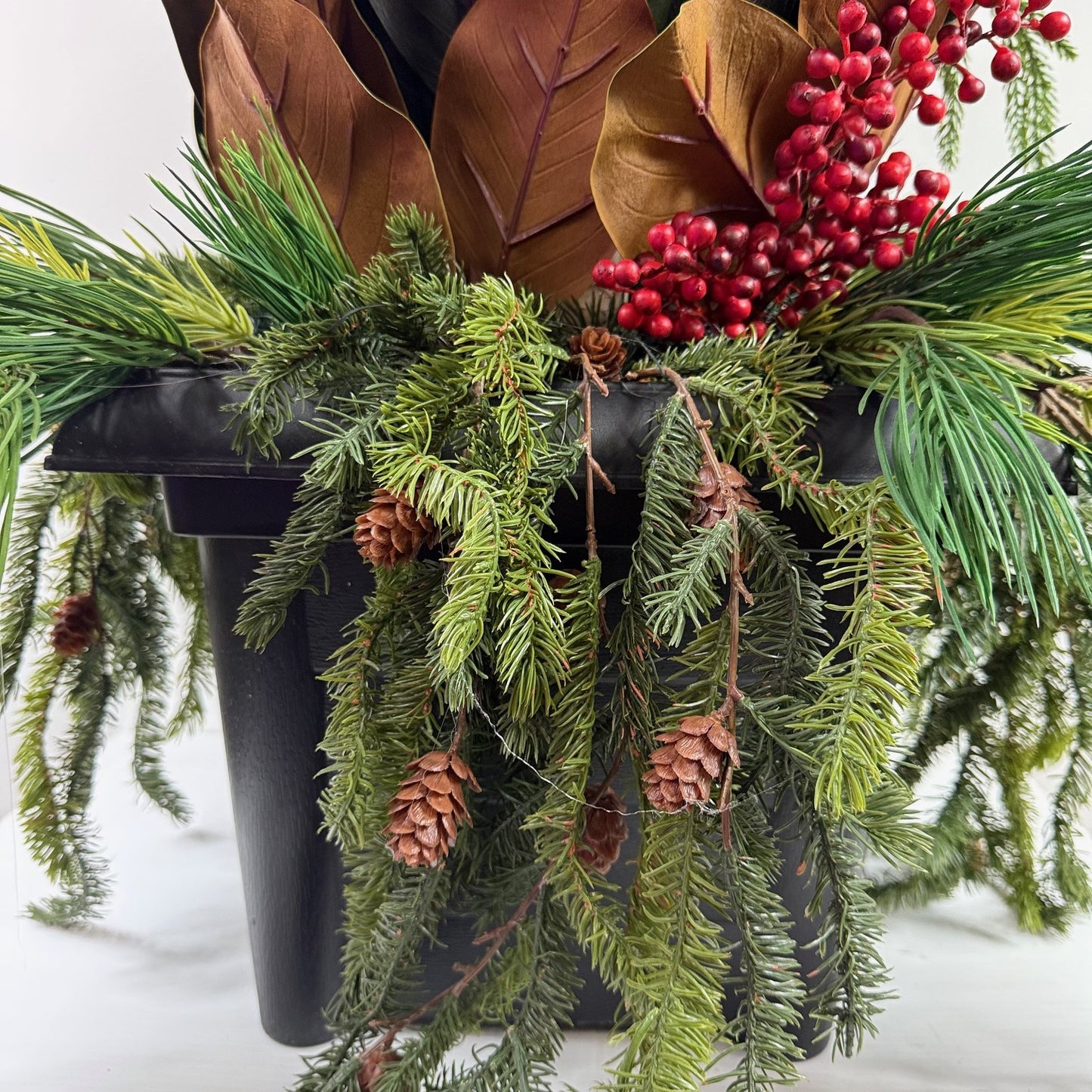 Winter Magnolia 14" ( Instore pick up only )