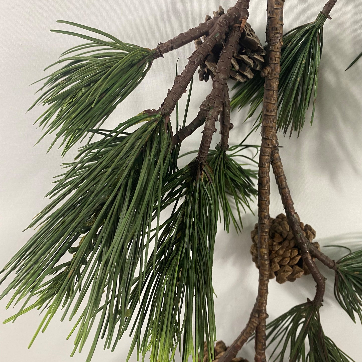 Pine spray 40" w cones