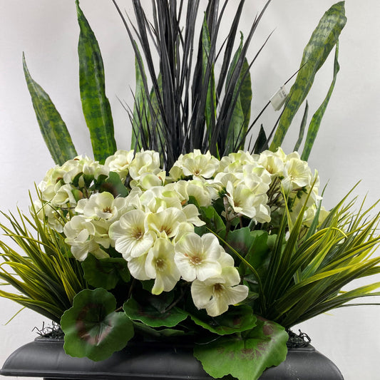 Whimsical White Tower Garden insert (Pick up Only)